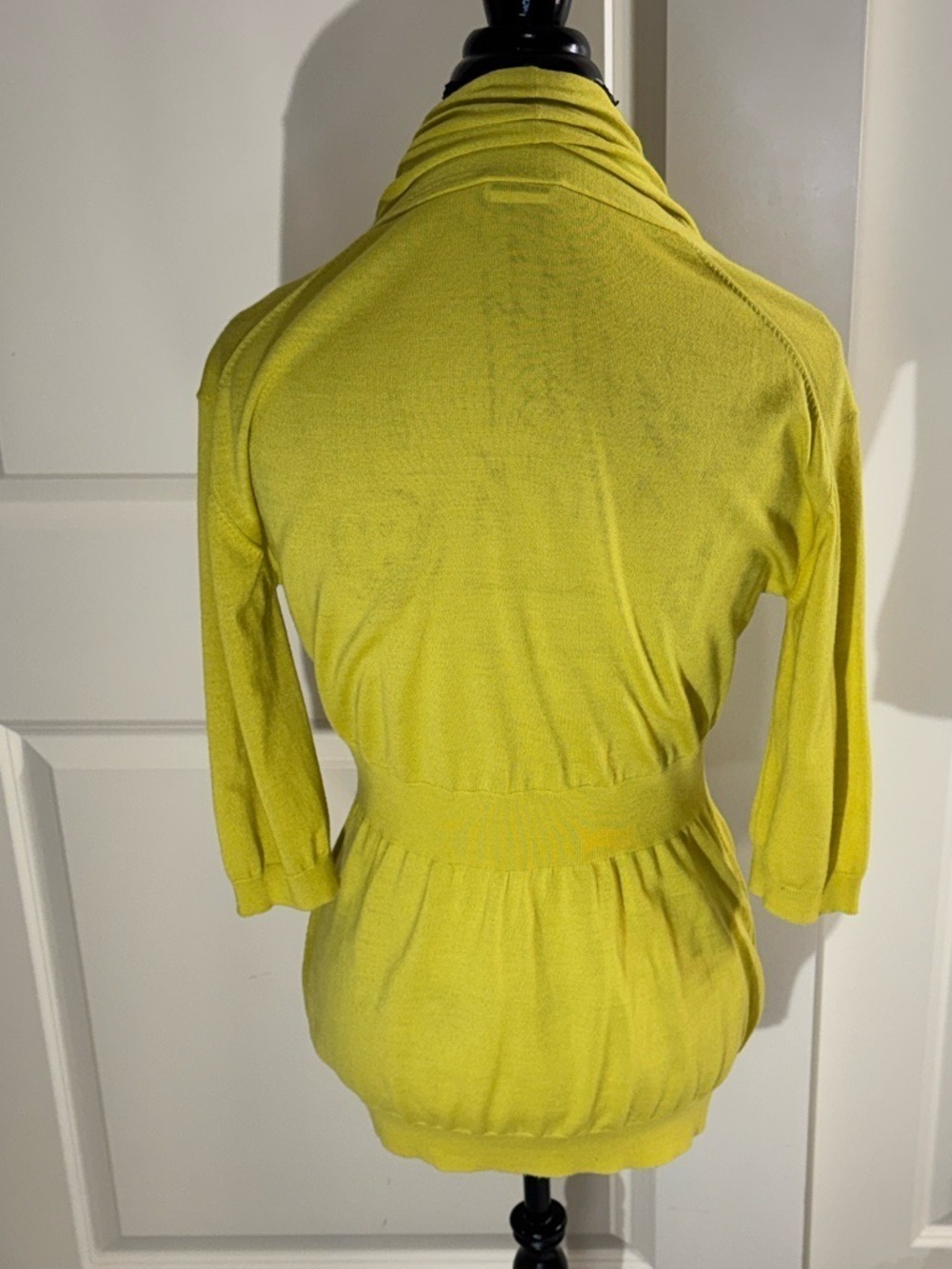 Akris Punto Greenish Yellow Lightweight Wool Cardigan 8 - Picture 2 of 10